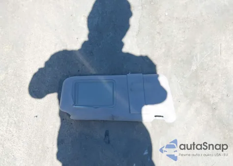 2010 Toyota Camry Le z USA, uszkodzony, nr VIN 4T4BF3EK4AR060166